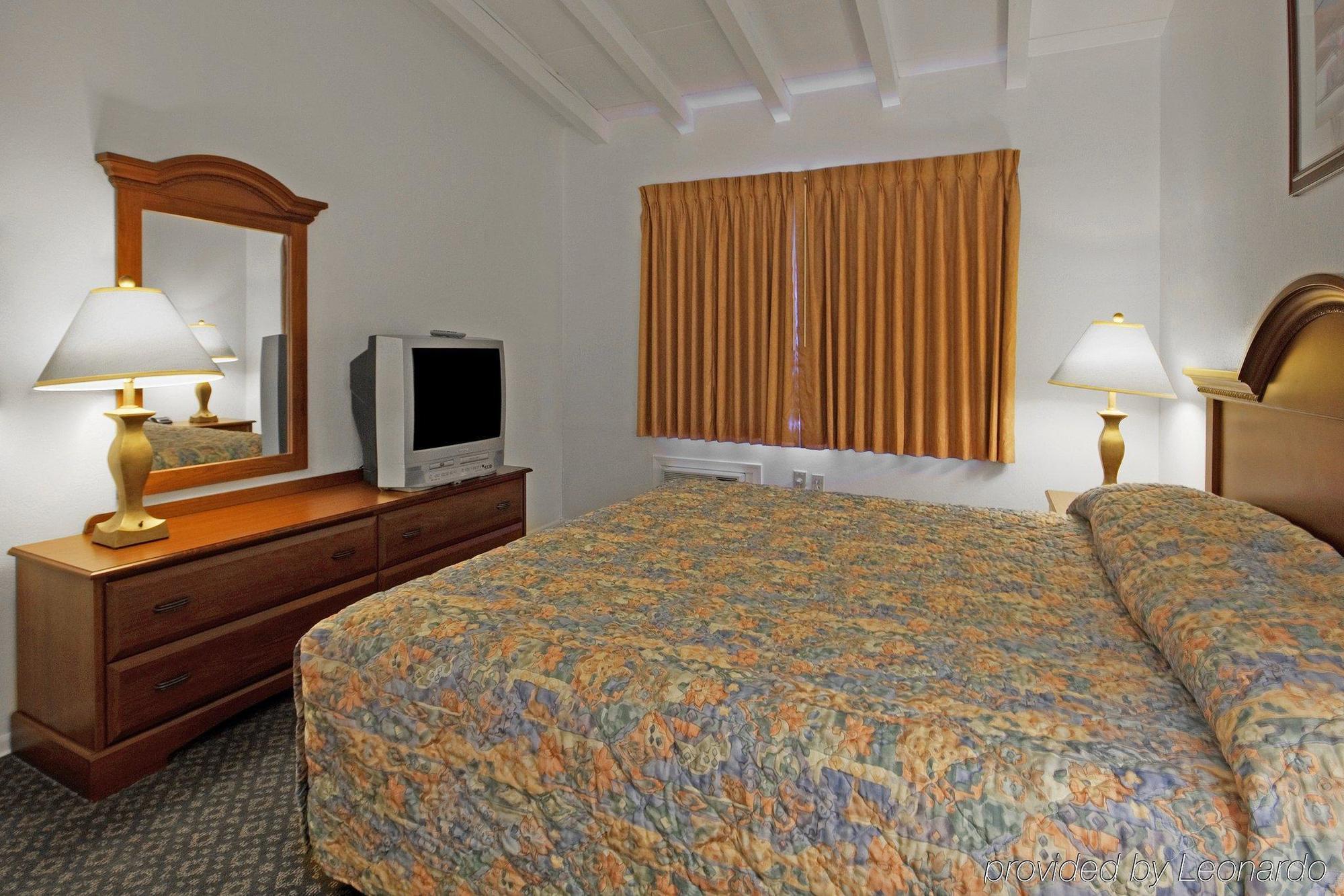 Americas Best Value Inn & Suites Бісбі Номер фото